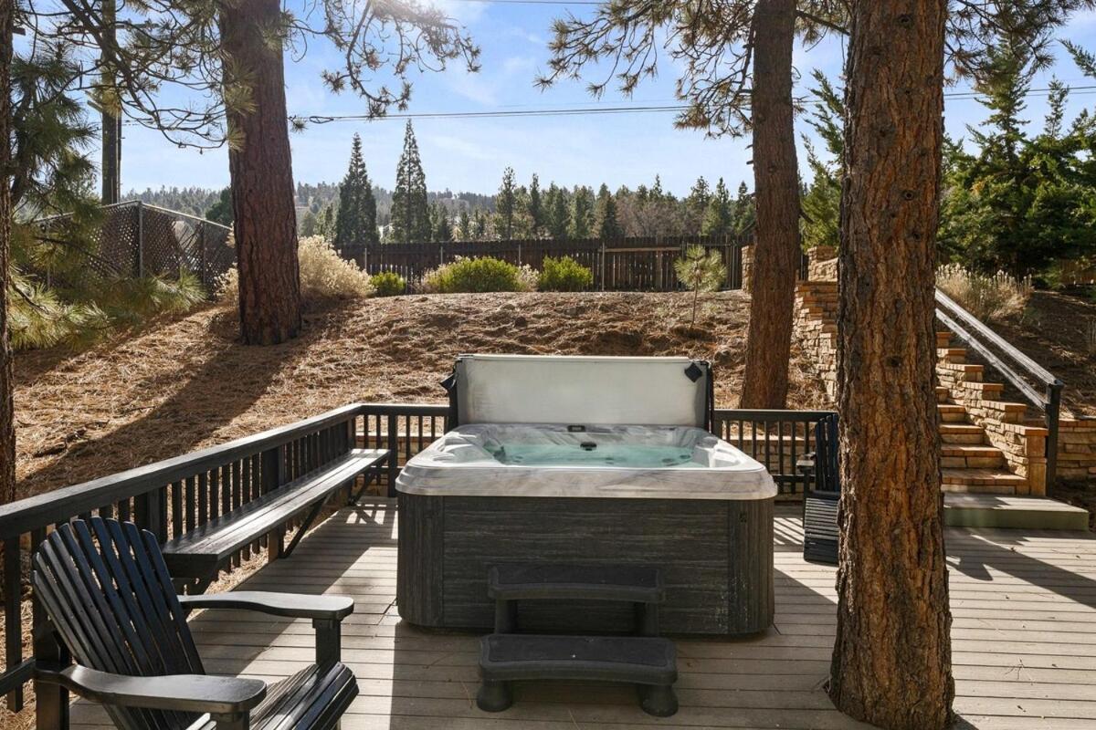 New Serenity Lodge Base Of Snow Summit Hot Tub بيغ بير لاكي، سان بيرناردينو، كاليفورنيا المظهر الخارجي الصورة